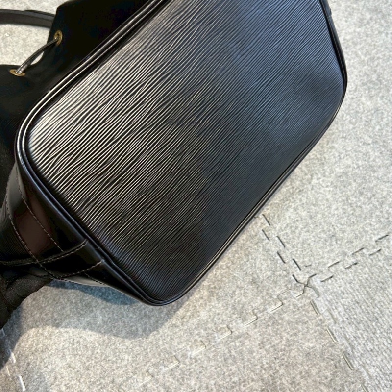 🏷️ Louis Vuitton 水波紋低調水桶包-13