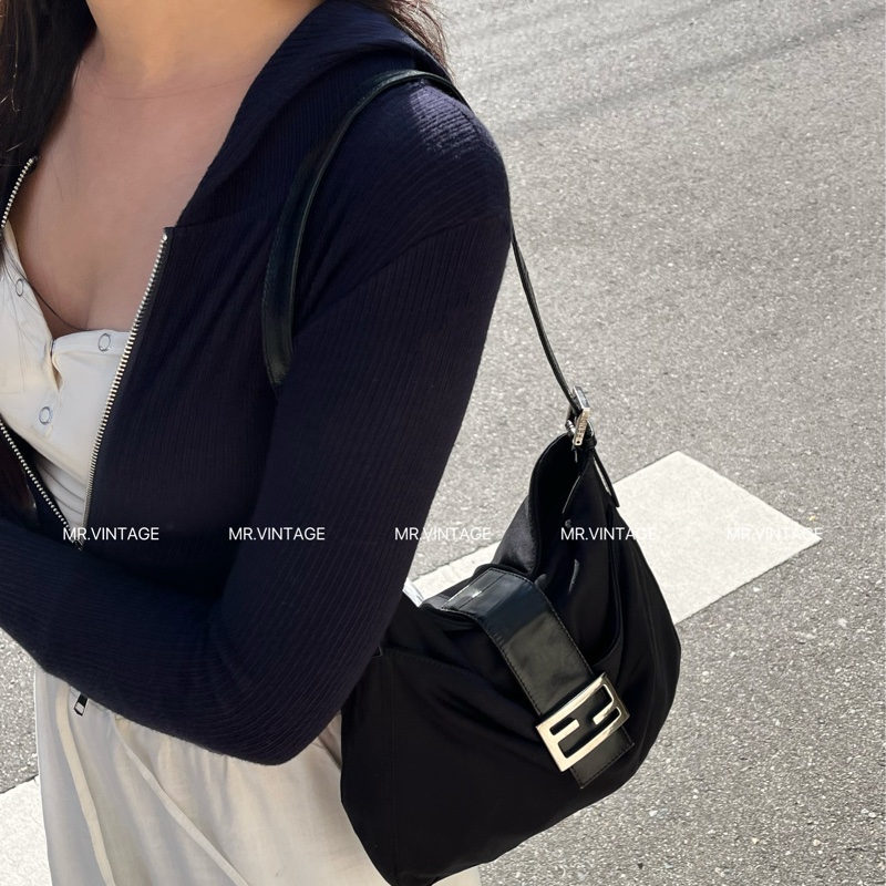 🏷️ Fendi 肩背包-1