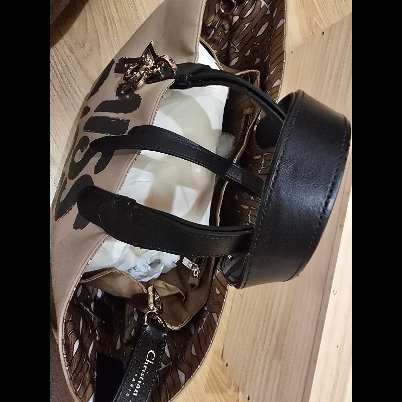 Dior帆布字母塗鴉款-19