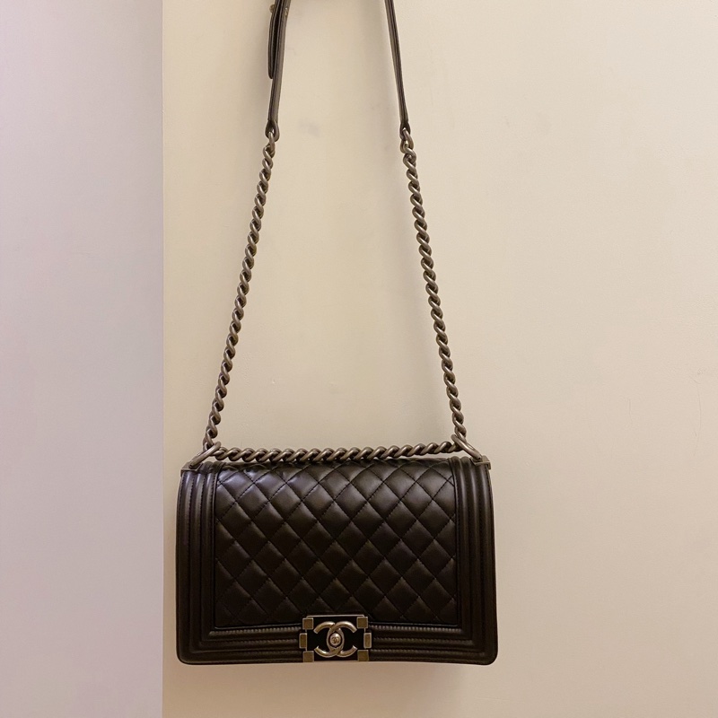 Chanel boy25牛皮限量黑色琺瑯扣-7