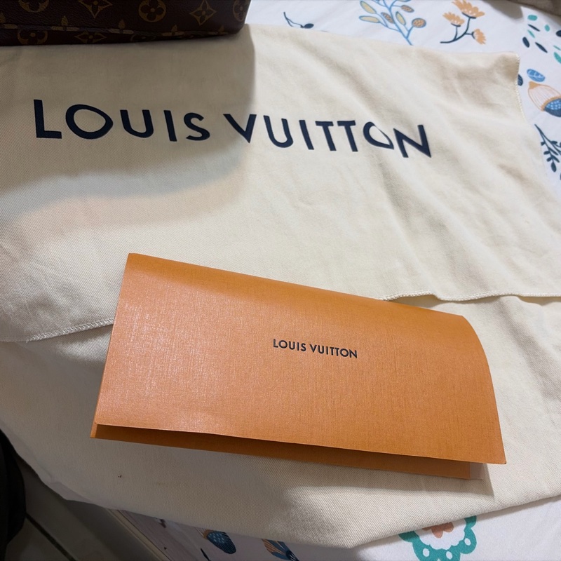 LV  NEONOE  桃紅色 M43570-16