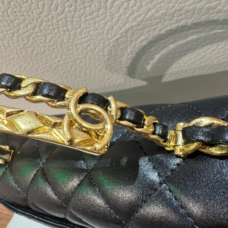 Chanel香奈兒23b鴛鴦扣金橋mini晶片款-5