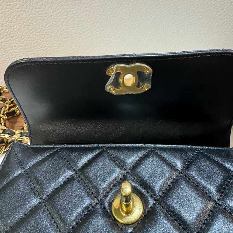 Chanel香奈兒23b鴛鴦扣金橋mini晶片款-6