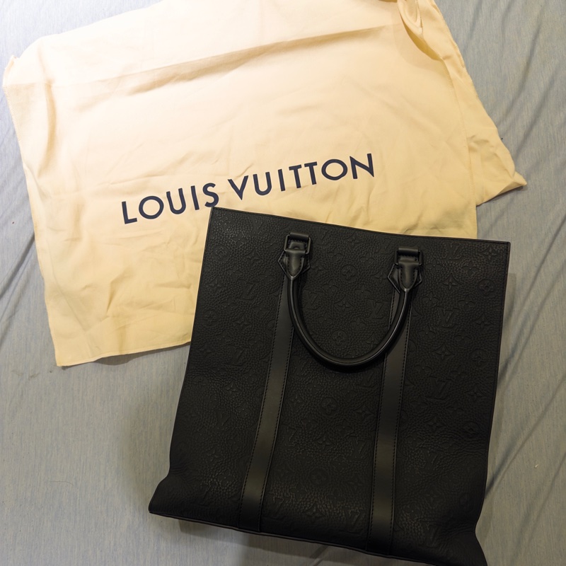 LV M21866 Sac Plat NV 男用托特包附防塵袋盒裝-2
