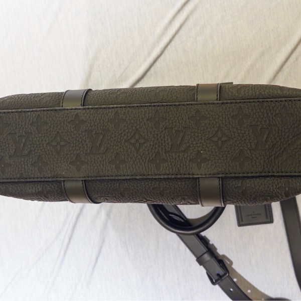 LV M21866 Sac Plat NV 男用托特包附防塵袋盒裝-4