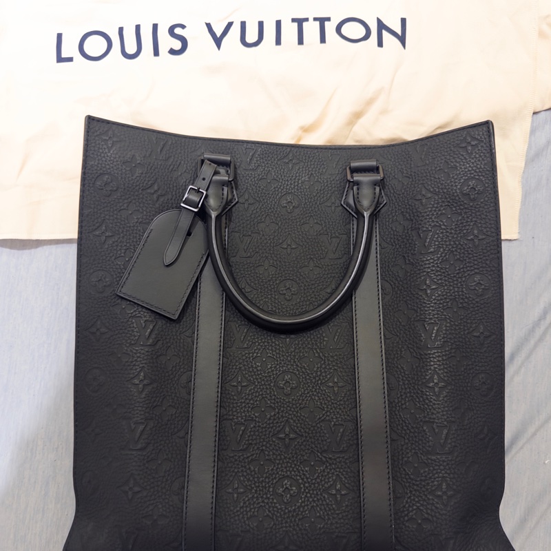 LV M21866 Sac Plat NV 男用托特包附防塵袋盒裝-5