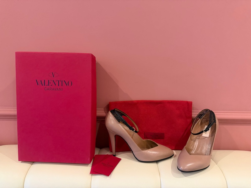 Valentino Garavani 經典高跟鞋｜二手良品｜含鞋盒、塵袋、證件卡-7