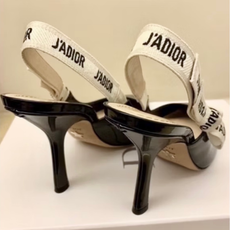 DIOR J'ADIOR 經典款漆皮蝴蝶結高跟鞋-3