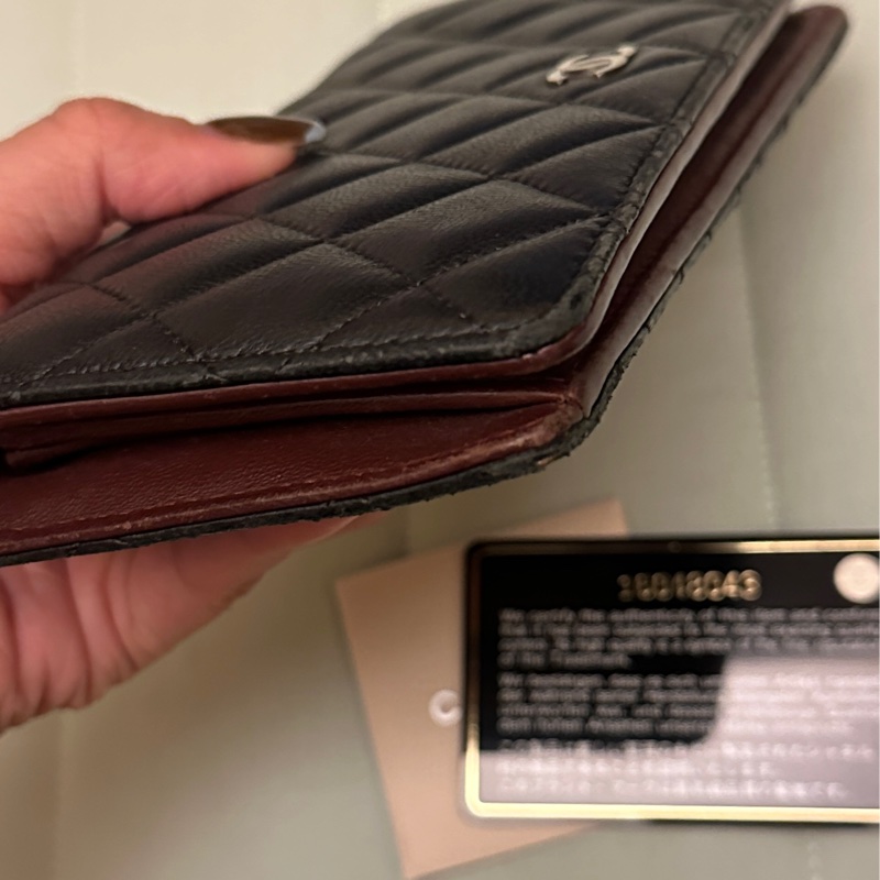 日本購入 CHANEL香奈兒 黑銀牛皮對開長夾-19