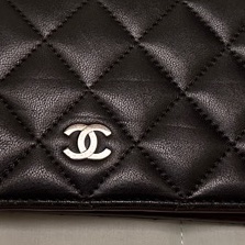 日本購入 CHANEL香奈兒 黑銀牛皮對開長夾-22