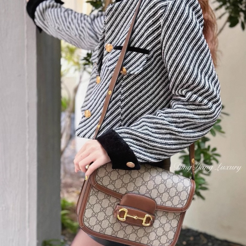 有購証🩷 全新帶膜可送禮Gucci 1955中號老花馬鞍包老花棕色 尺寸 25*8*18cm 經典馬銜扣復古設計-8