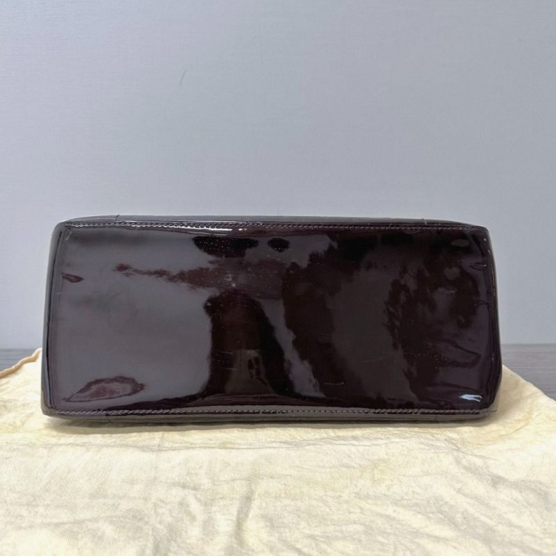 LV 漆皮手提肩背三角包32*16*13 98新配件塵袋-4