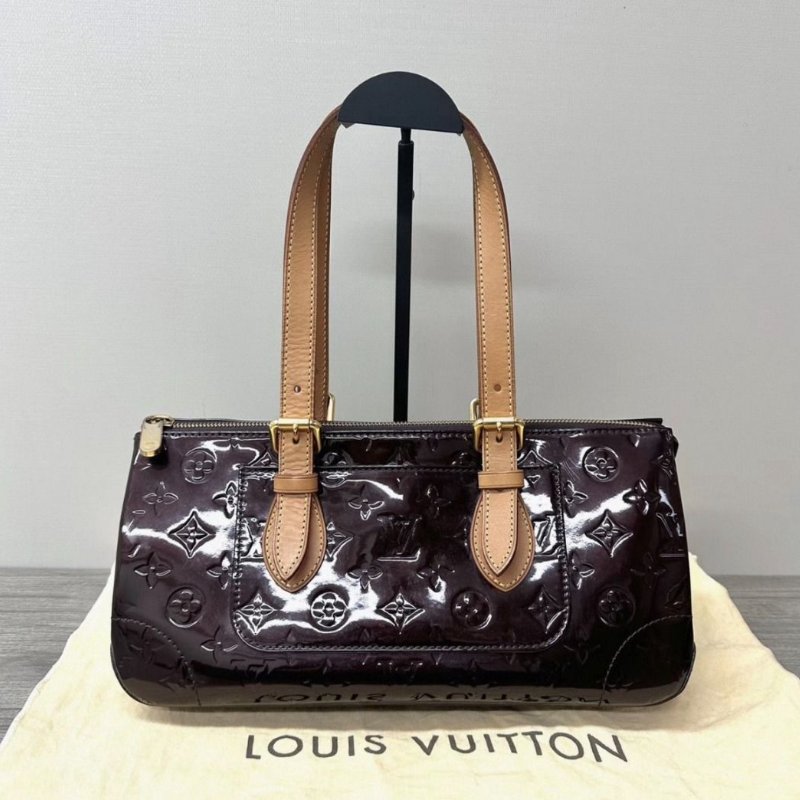 LV 漆皮手提肩背三角包32*16*13 98新配件塵袋-5