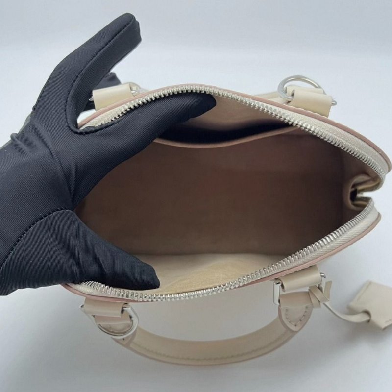 LV 水波紋貝殼銀扣Alma BB手提肩背斜背包 芯片款 23*18*11 98新配件塵袋鑰匙-4