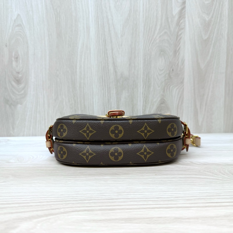 LV原花金釦Saumur BB雙子星手提斜背包M46740-3