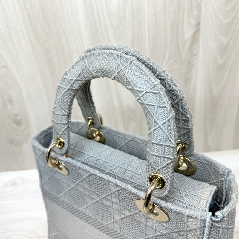 Dior灰色刺繡中號黛妃包M0565-9