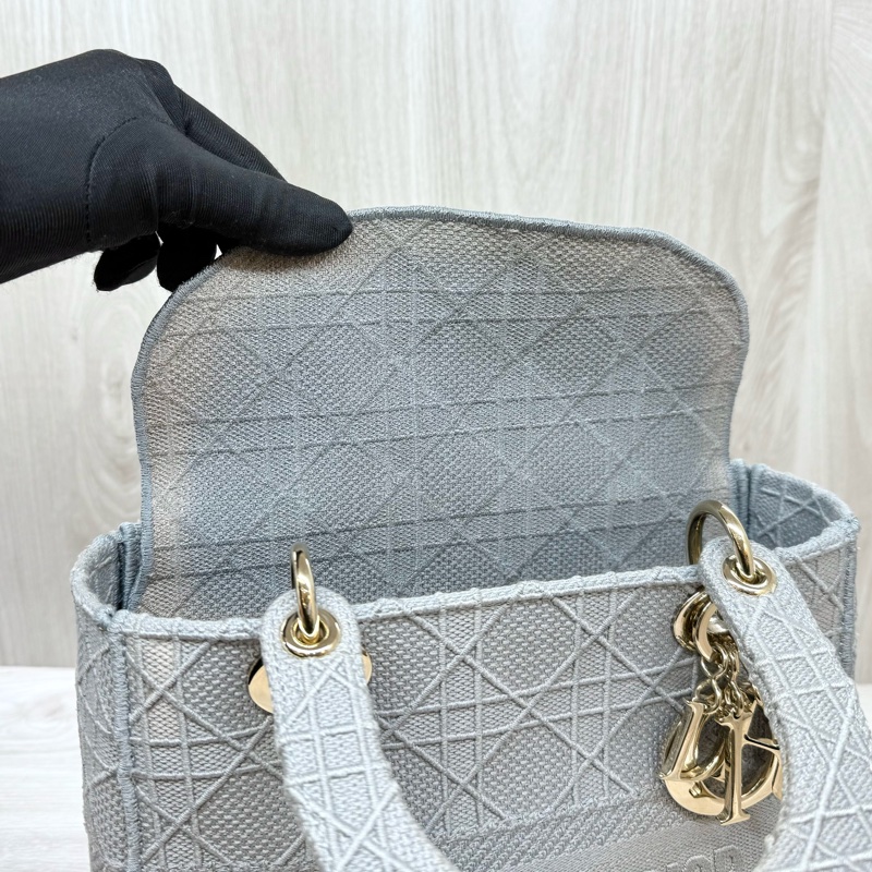 Dior灰色刺繡中號黛妃包M0565-11