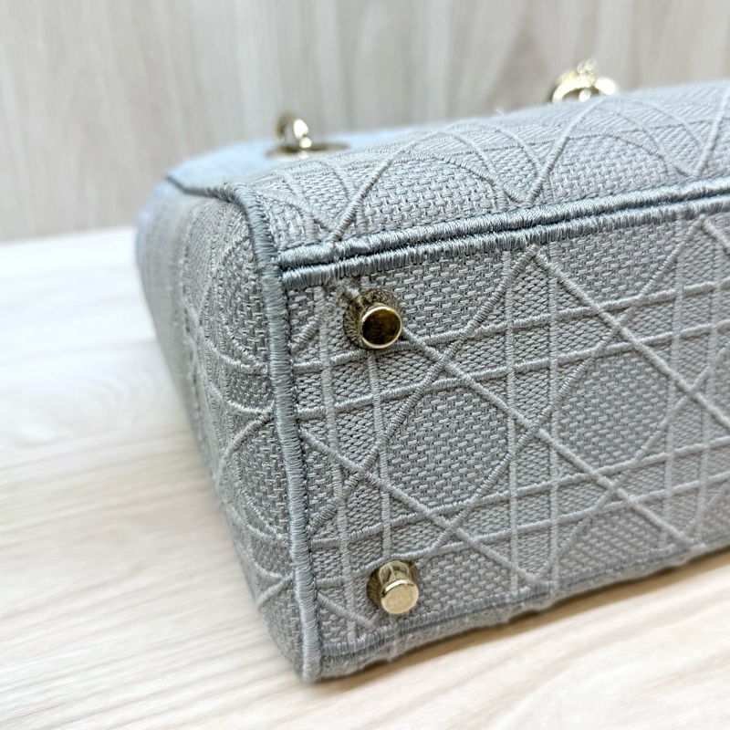 Dior灰色刺繡中號黛妃包M0565-14