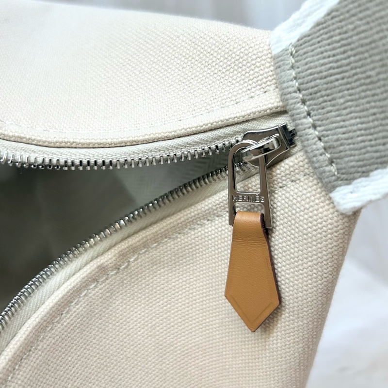 HERMES米白拚灰帆布Bride-a-Brac Case化妝包-10