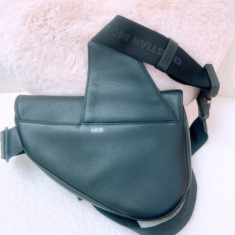 Dior saddle 黑色馬鞍包 ERL 聯乘-5