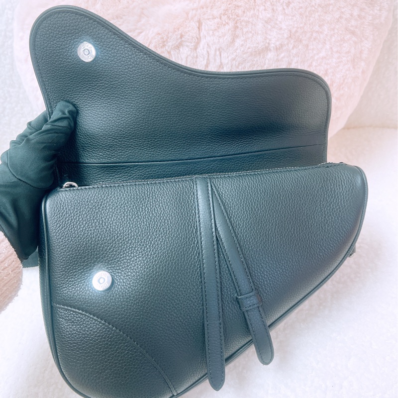 Dior saddle 黑色馬鞍包 ERL 聯乘-10