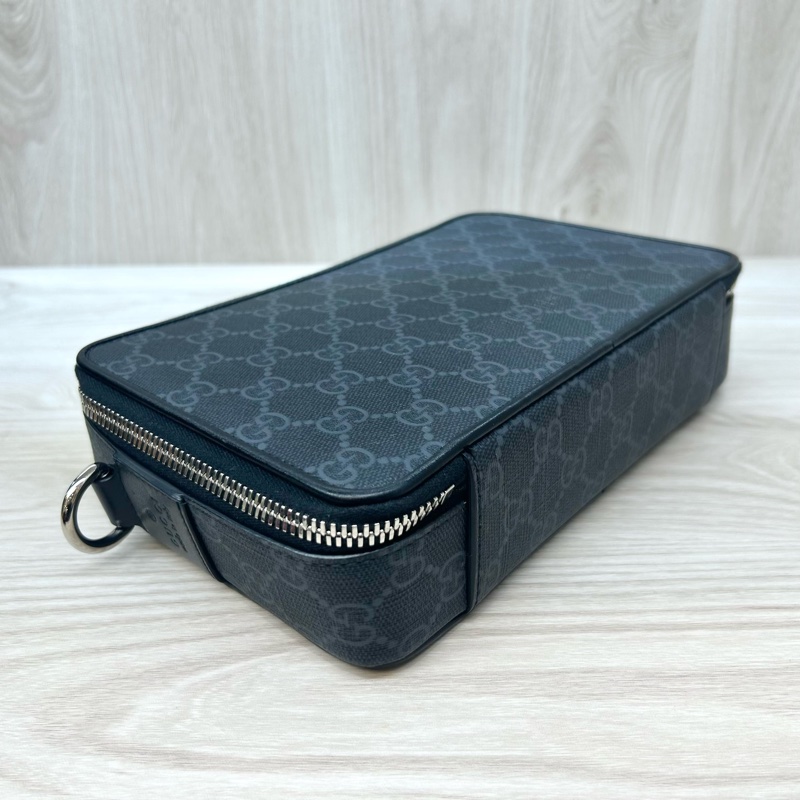 Gucci黑灰老花斜背包792456-7