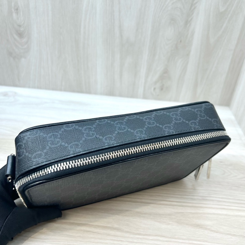 Gucci黑灰老花斜背包792456-8