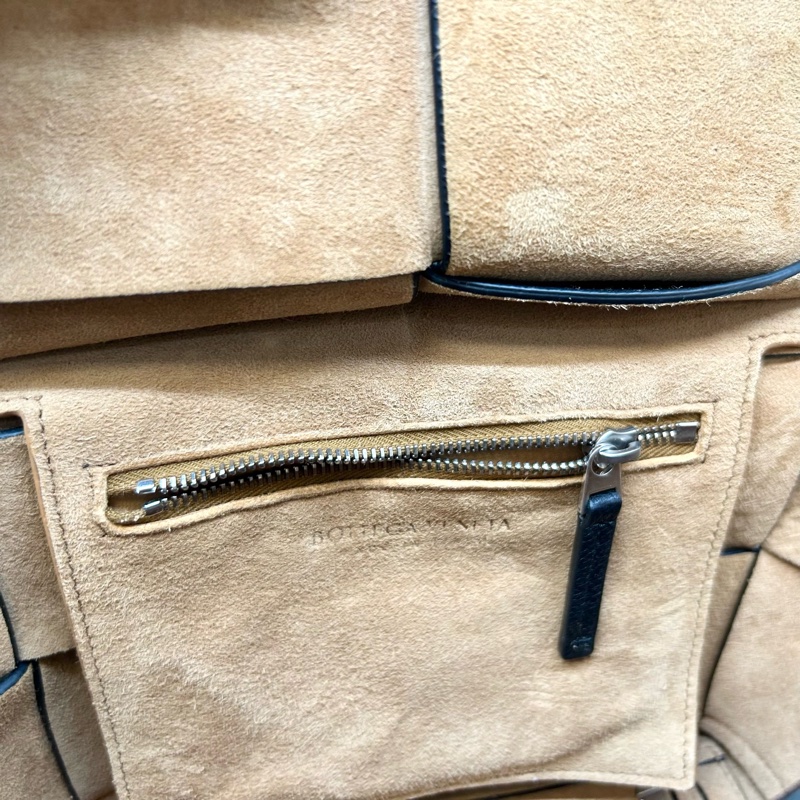 BV黑色大編織牛皮Arco29手提斜背包-9