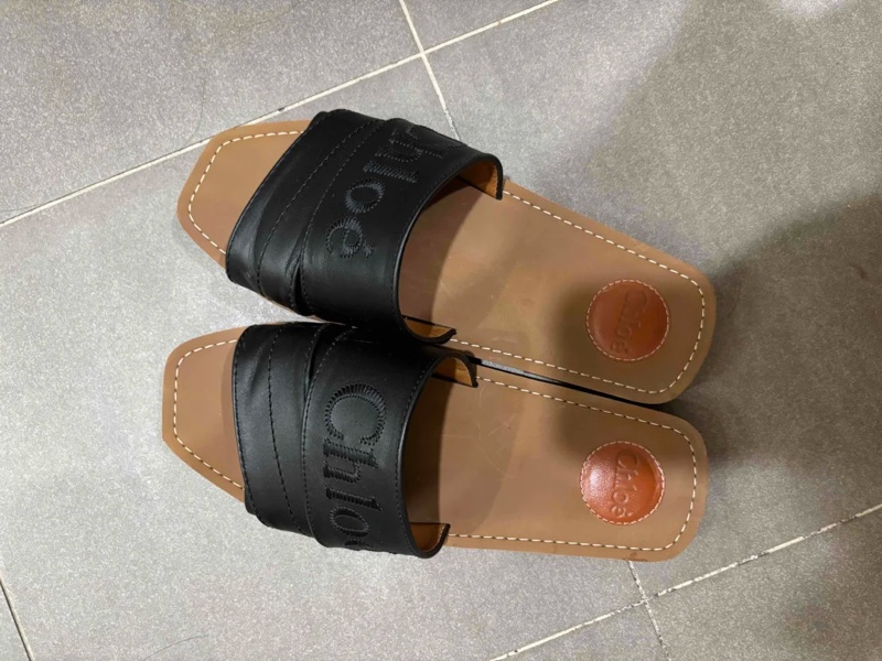 Chloe黑色皮革拖鞋-10