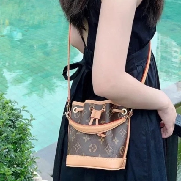 小可愛來襲😍99新Lv老花noe bb迷你抽繩小水桶包斜挎單肩包-7