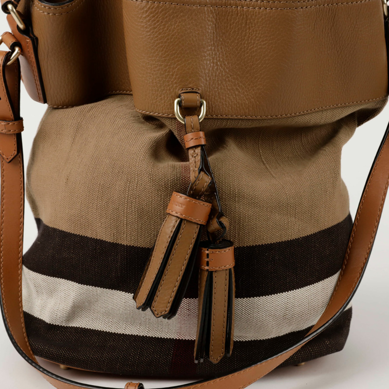 BURBERRY Ashby 中號托特單肩包 3982937-1