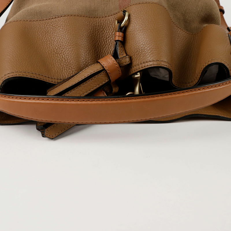 BURBERRY Ashby 中號托特單肩包 3982937-7