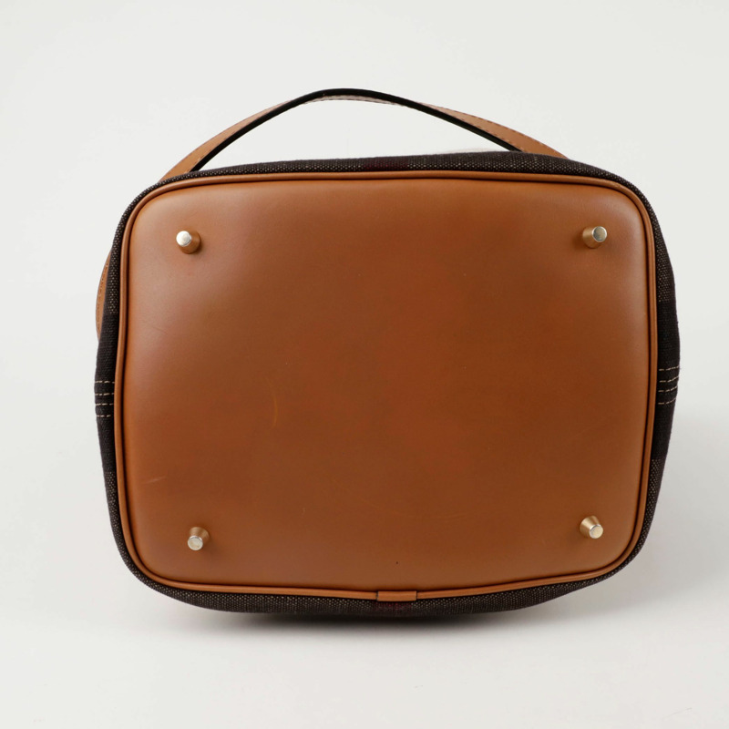 BURBERRY Ashby 中號托特單肩包 3982937-8