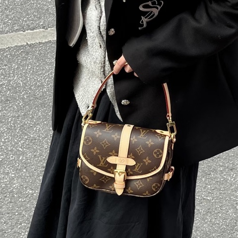 百搭高級款😻99新🈶購證💥Lv老花雙子星bb手提包斜挎單肩包