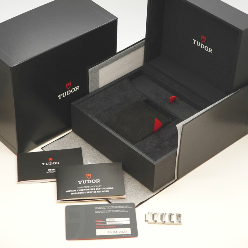 帝舵 Ranger 79950 黑色錶盤男士腕錶-1