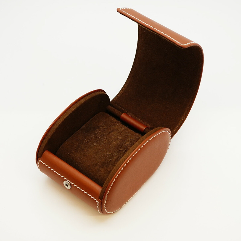 百年靈超級海洋文化系列 A13320 黑色錶盤男士腕錶-1