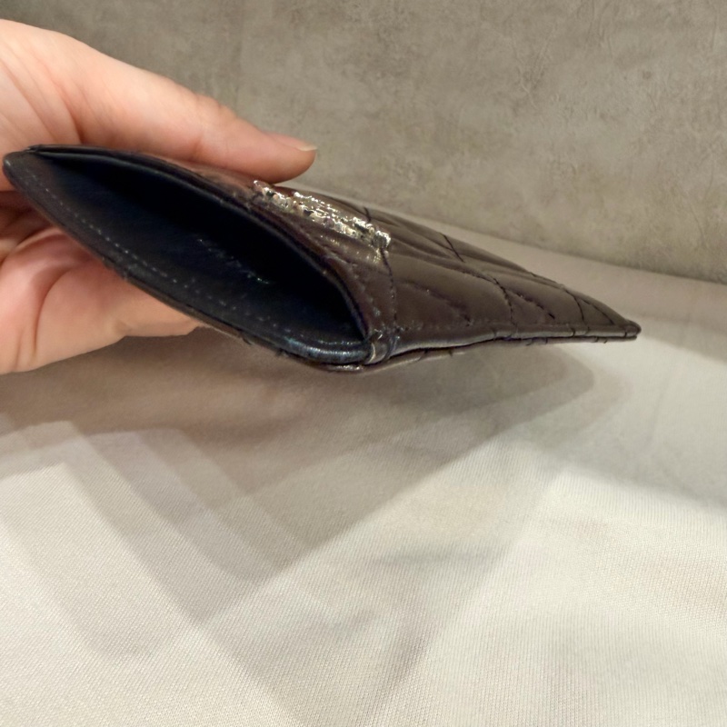 Chanel 香奈兒 超美大logo 漆皮直式卡夾 咖-11