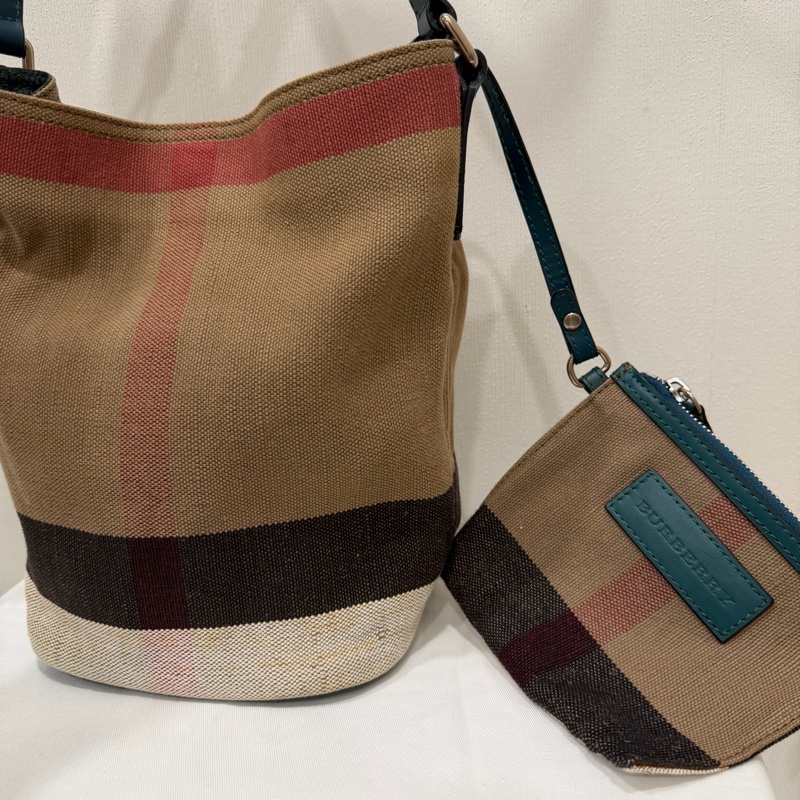 Burberry 經典格紋帆布拼皮革 子母小水桶包-1