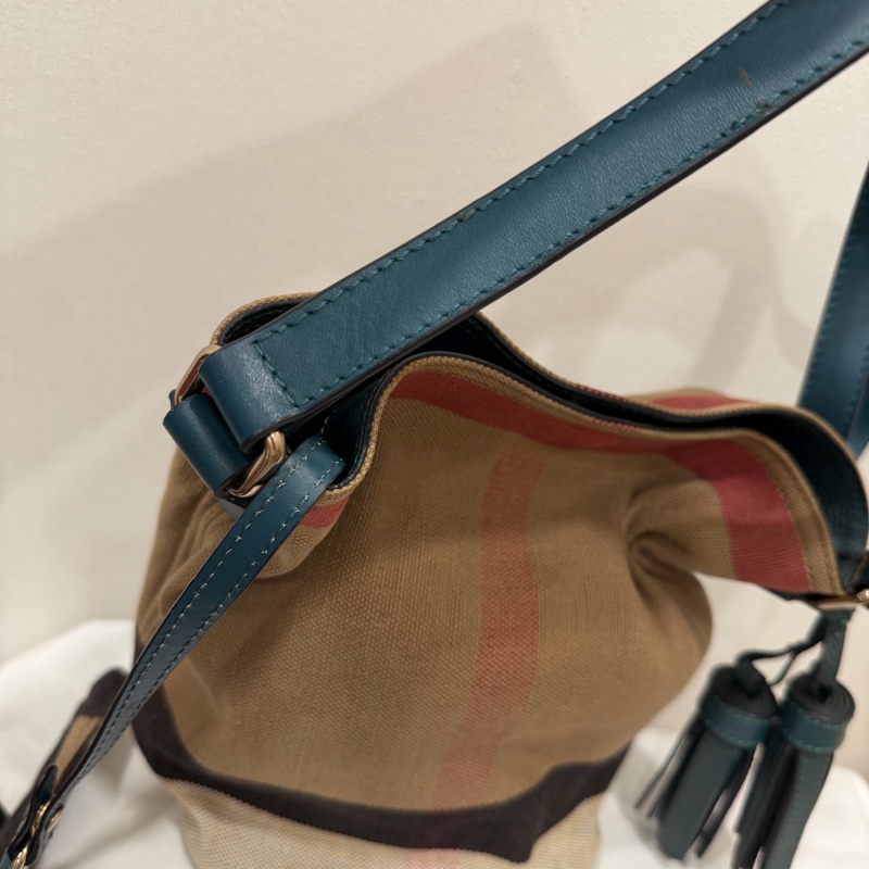 Burberry 經典格紋帆布拼皮革 子母小水桶包-12