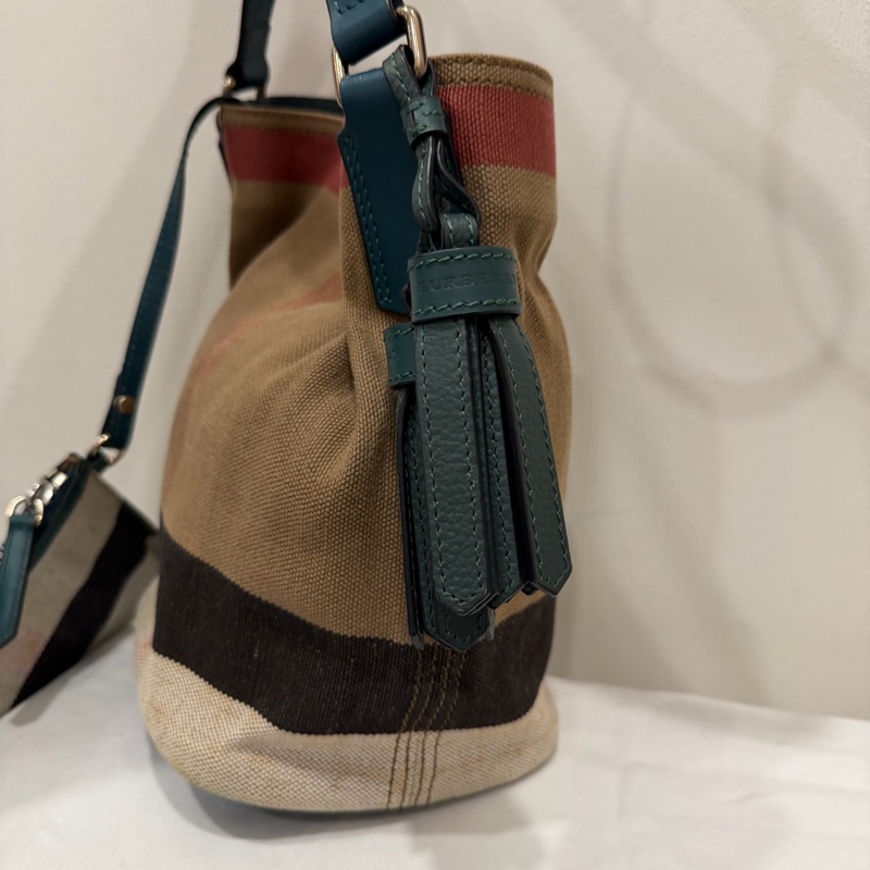 Burberry 經典格紋帆布拼皮革 子母小水桶包-14