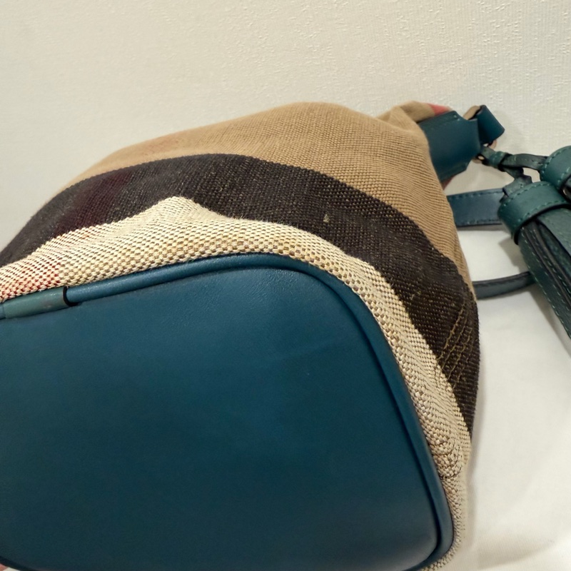 Burberry 經典格紋帆布拼皮革 子母小水桶包-39