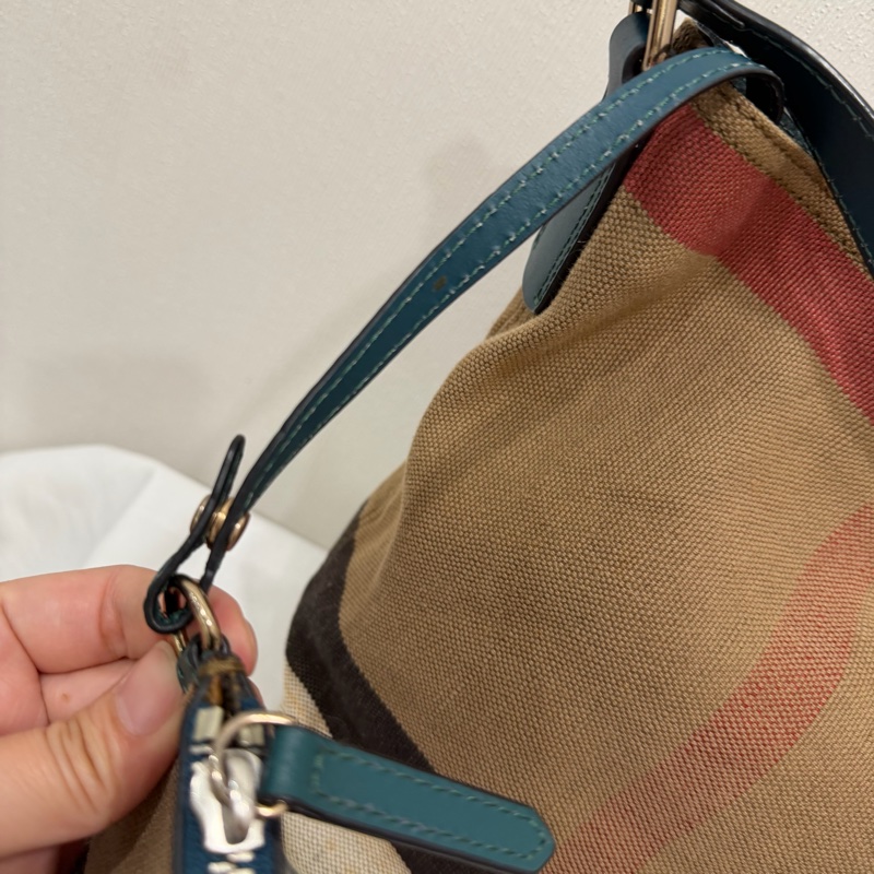 Burberry 經典格紋帆布拼皮革 子母小水桶包-54