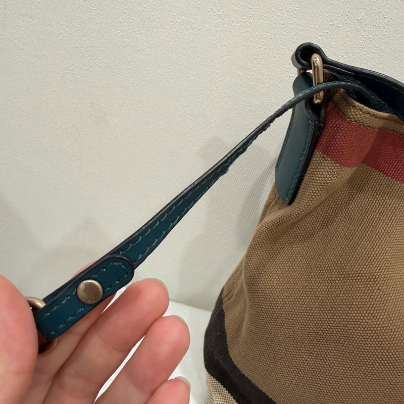 Burberry 經典格紋帆布拼皮革 子母小水桶包-56