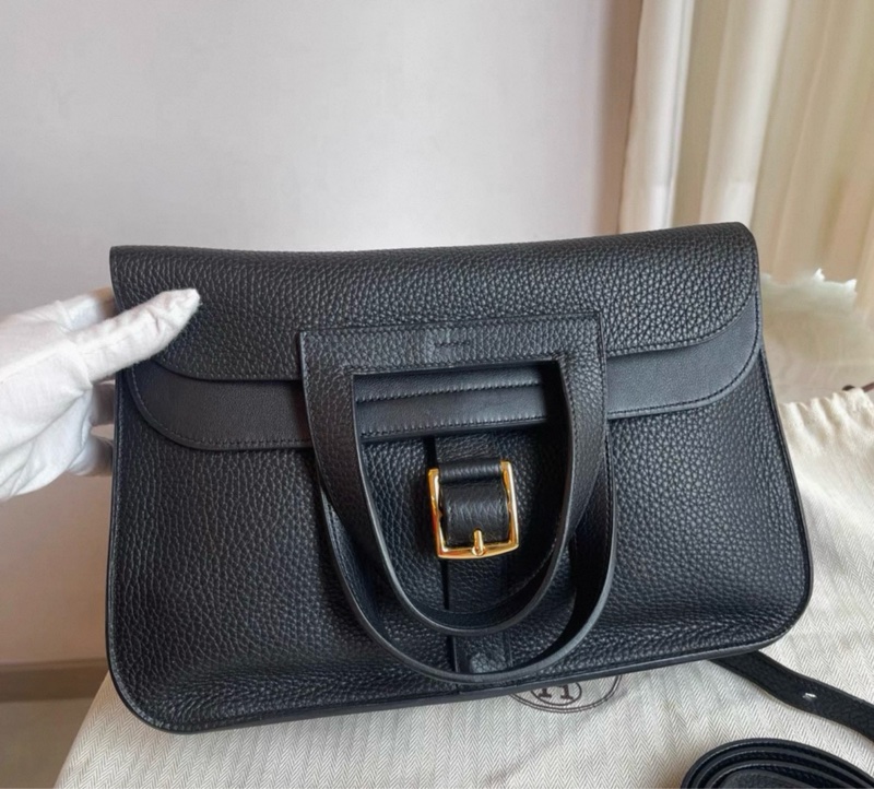 有購証🩷 愛馬仕Hermes Halzan31黑金 C刻，很新，有塵袋-2