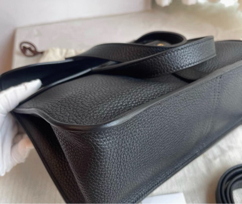 有購証🩷 愛馬仕Hermes Halzan31黑金 C刻，很新，有塵袋-6