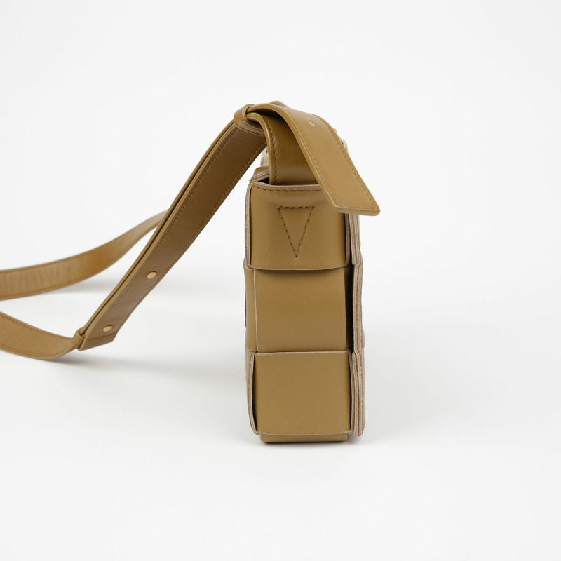 BOTTEGA VENETA 578004 卡附單肩斜背包-3