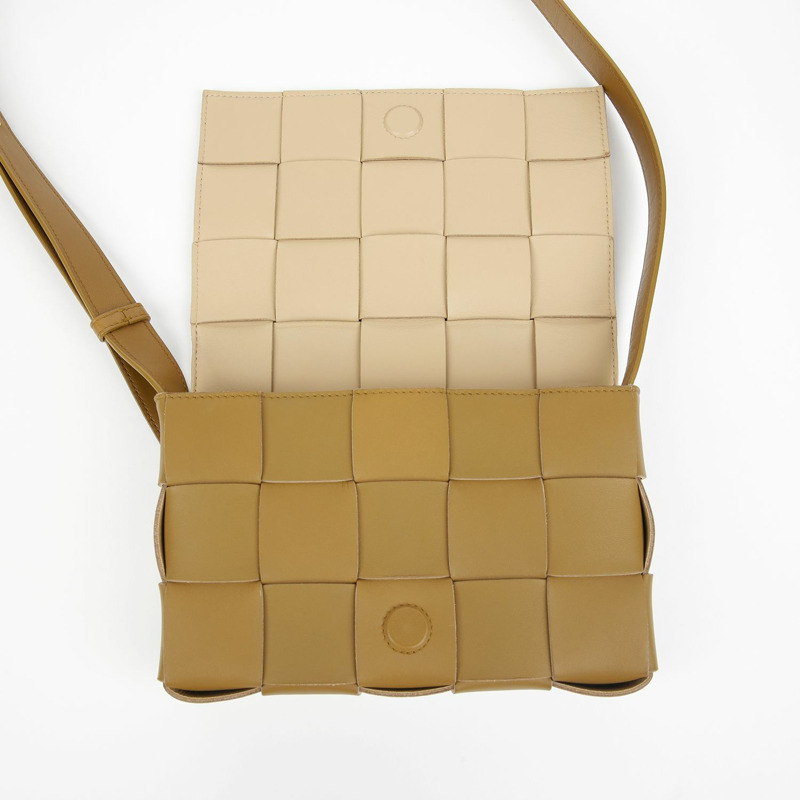 BOTTEGA VENETA 578004 卡附單肩斜背包-6