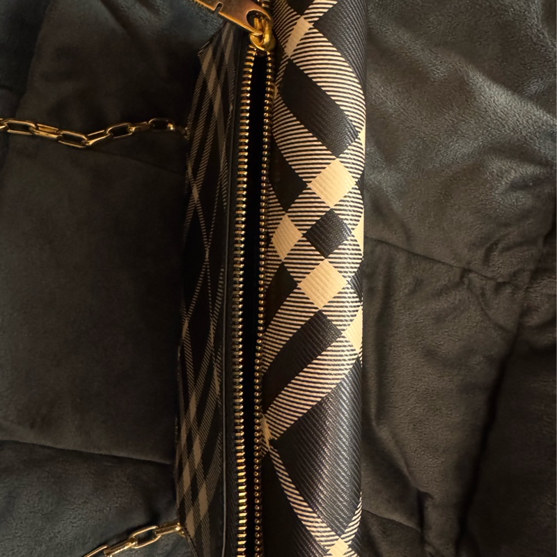 Burberry woc-3