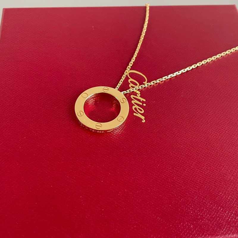 Cartier LOVE 系列｜18K 黃金大圓餅項鍊-3