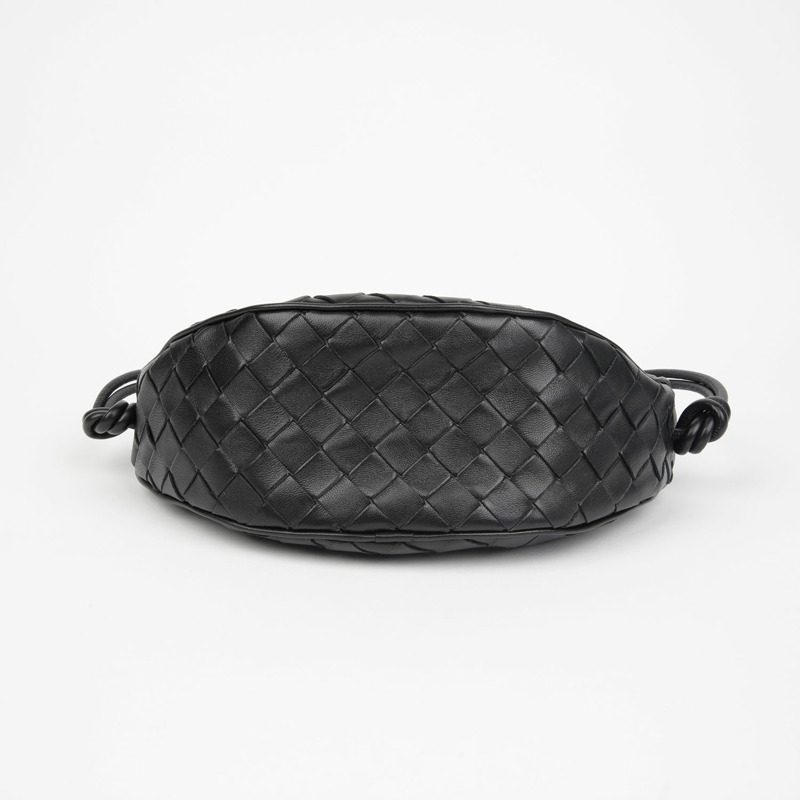 BOTTEGA VENETA 半月形單肩包 729377-4
